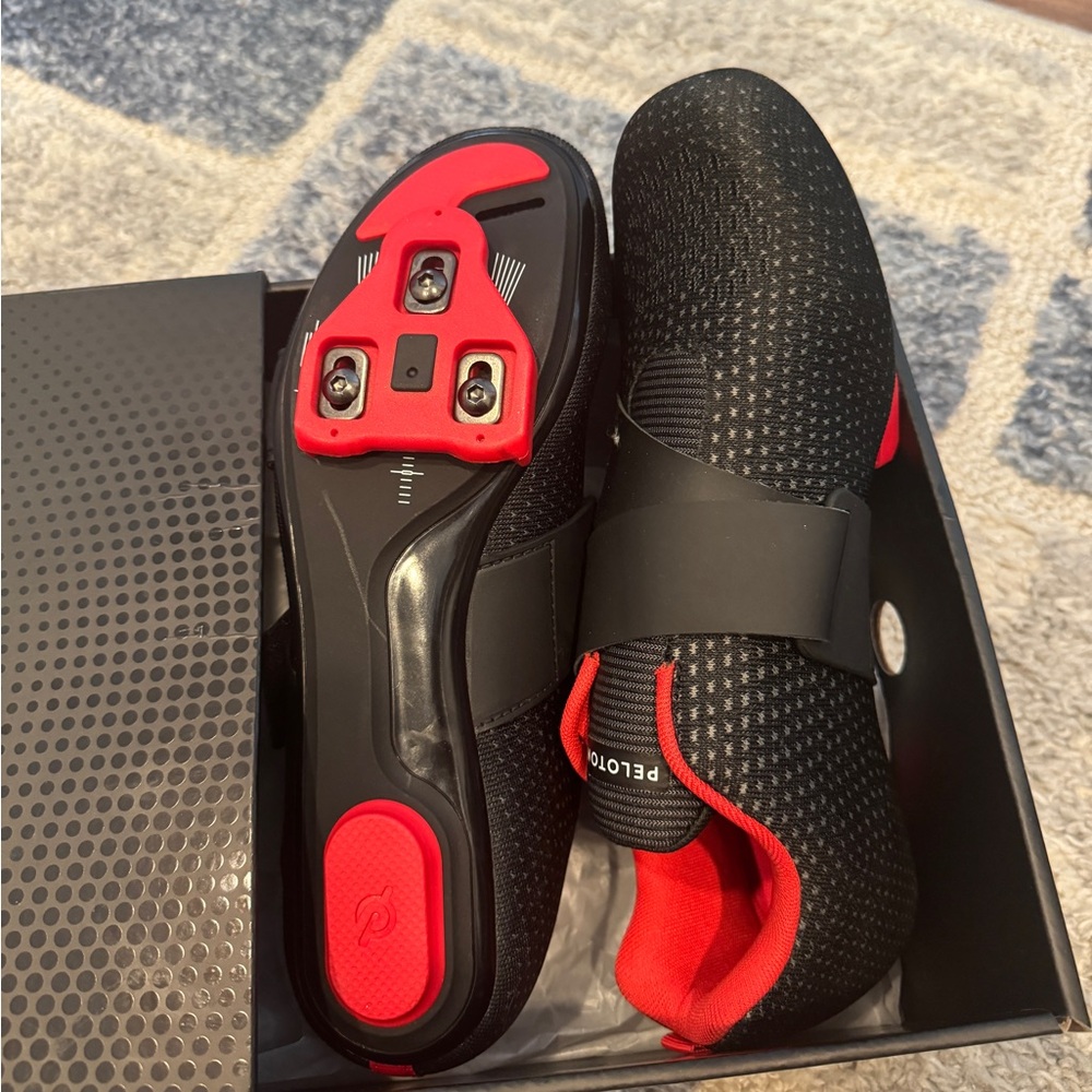 New Altos Peloton Clip On shoes